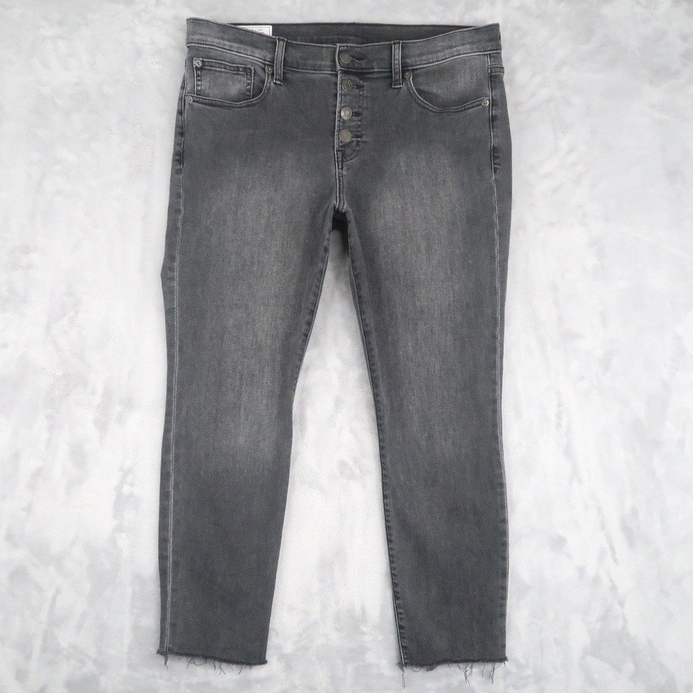 Gap Jeans Womens 32/14S Fit 32x25 Grey True Skinny Mid Rise Short Frayed Hem
